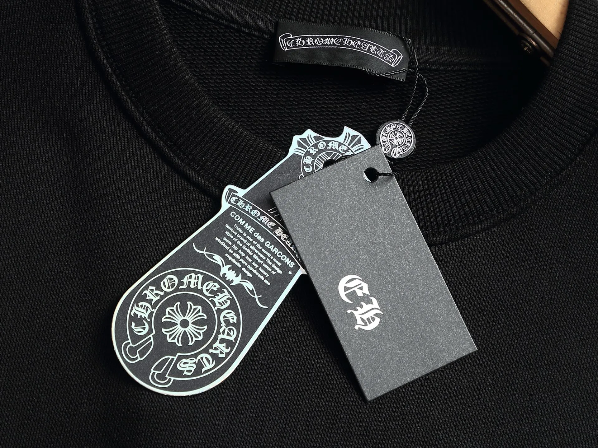 𝗖𝗵𝗿𝗼𝗺𝗲 𝗛𝗲𝗮𝗿𝘁𝘀/ 2026 New Arrival Original 👑 ！ ！ ！ 👍 ✂️Quality , ！ 。 ： ➕100% 。Authentic ➕ ➕3D ➕ ： ！ ！ Authentic ！ Same Style ！ Black White Size：SMLXLXXL